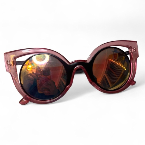 Pink Clear Jelly Frame Cat Eye Metallic Tint Sunglasses — One Size - Picture 3 of 4
